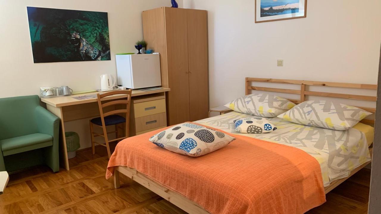 Studio Apartment And Rooms Adria Vodice Exteriér fotografie