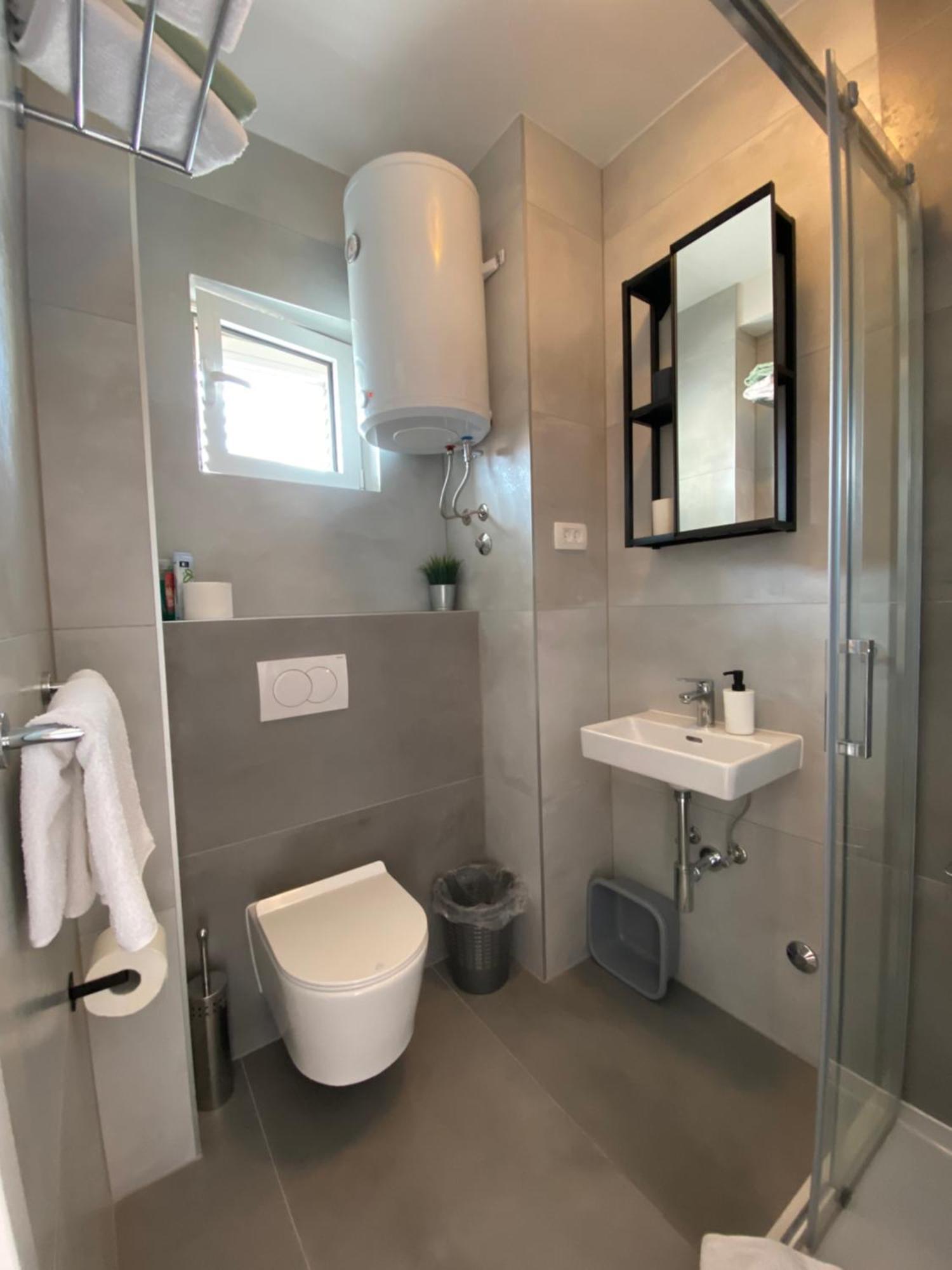 Studio Apartment And Rooms Adria Vodice Exteriér fotografie